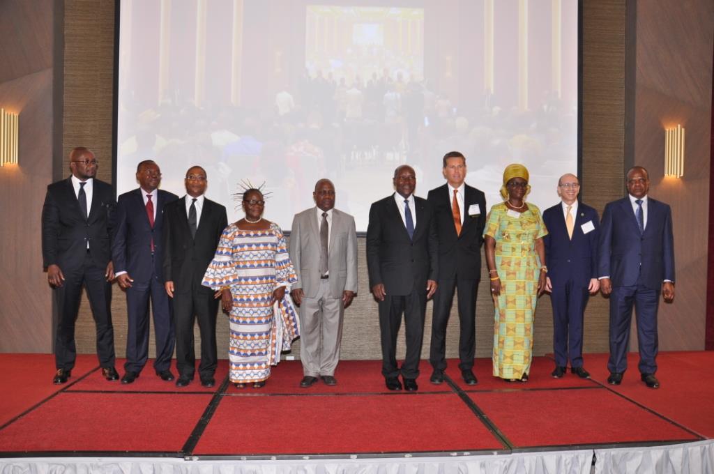 26/10/16 Abidjan accueille la 28me Confrence de partenariat de la Fondation mondiale du Cacao 